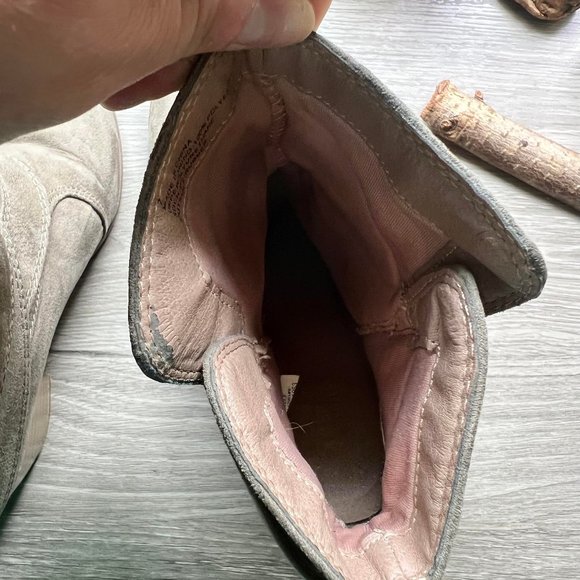 Tan suede wrap buckle heeled booties - Picture 5 of 6